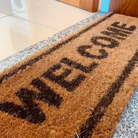 La Ballena Del Charco Arrecife (Lanzarote)