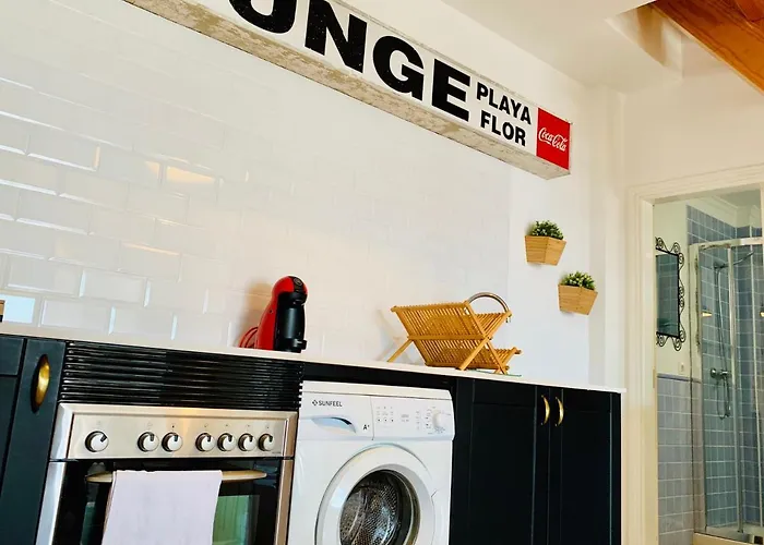 La Ballena Del Charco * Arrecife